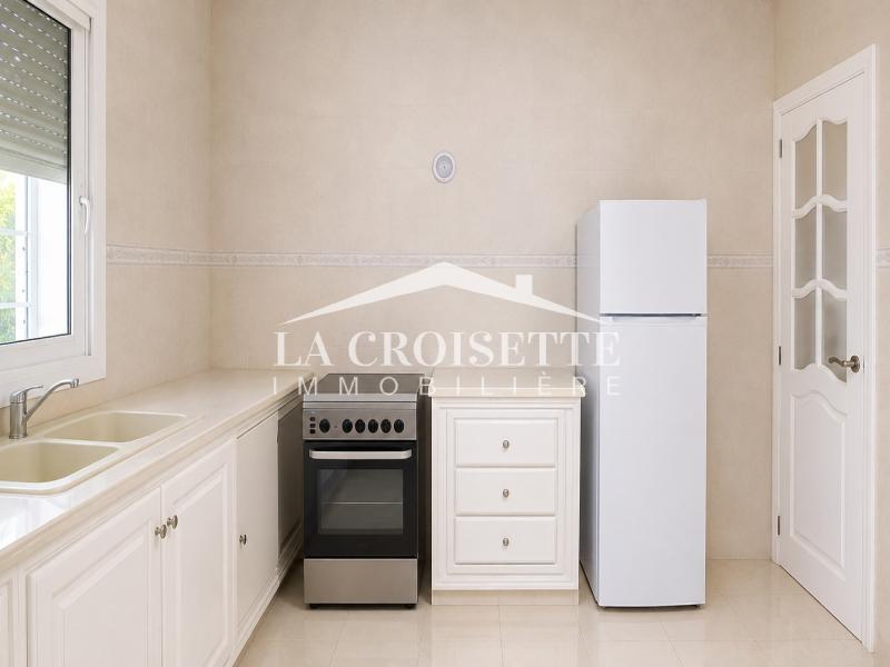 Etage de villa S+2 meublé à La Marsa 